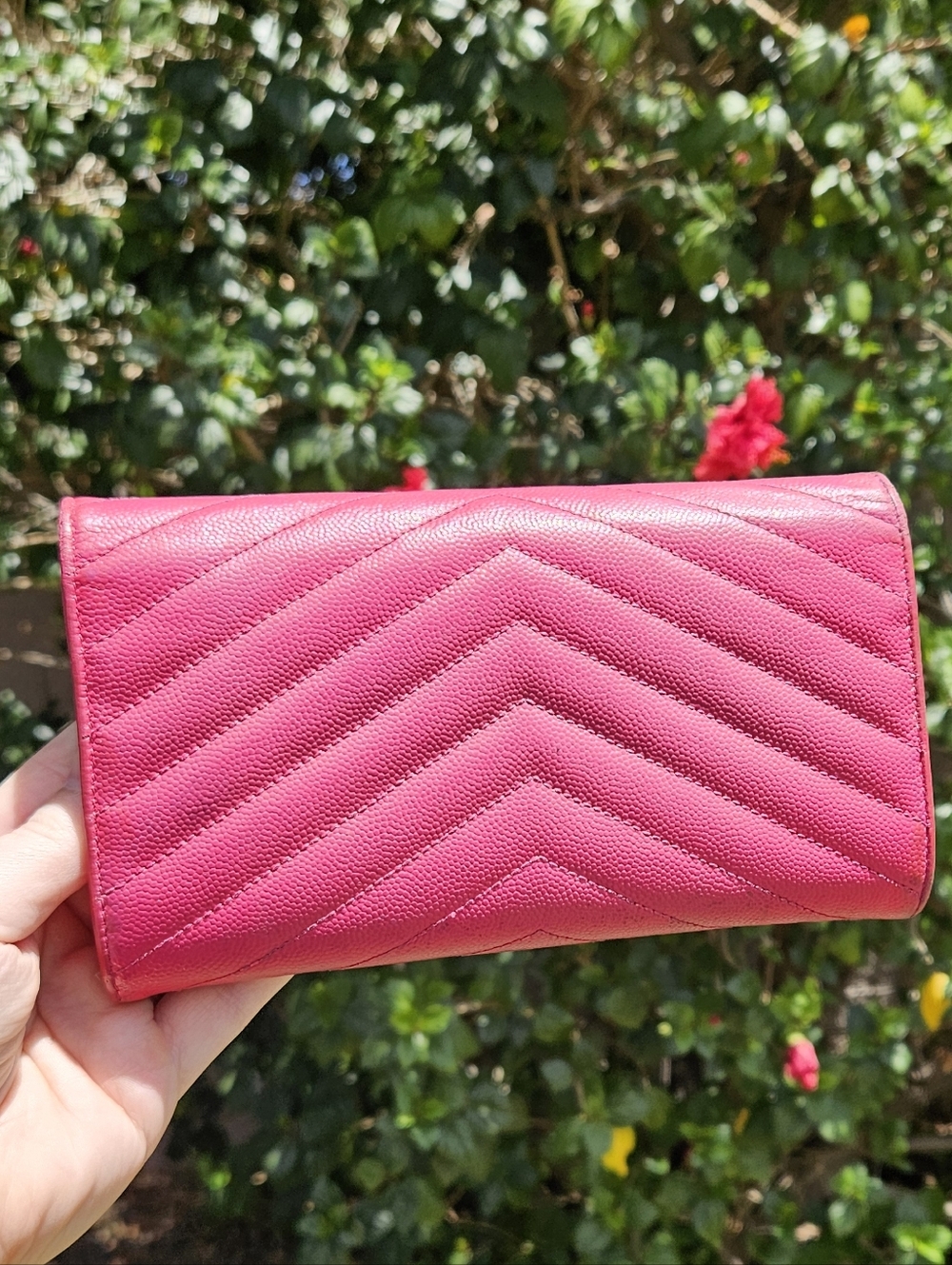YSL Long Quilted Wallet - Picture 2 of 16